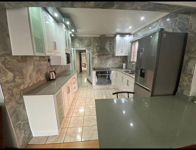 2 BEDROOM HOUSE FOR SALE IN CANESIDE